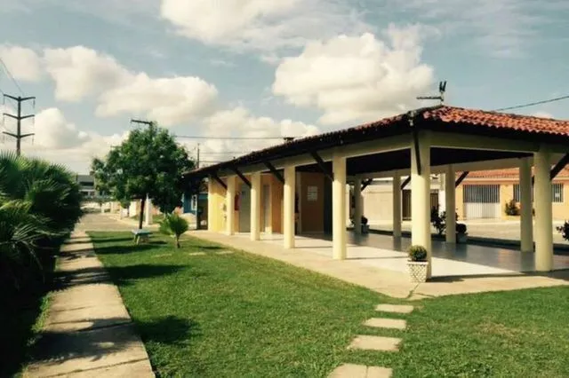 Casa em condomínio fechado..