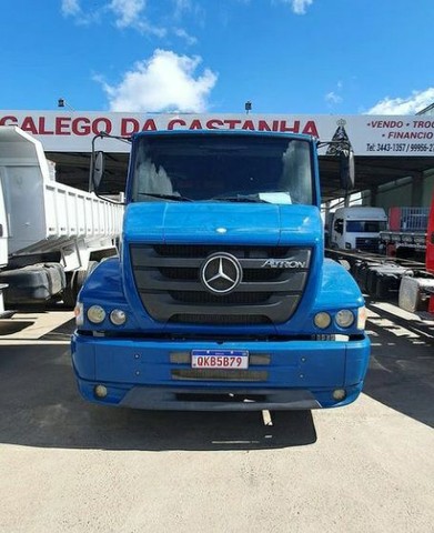 VENDE-SE CAMINHÃO ATRON 2324