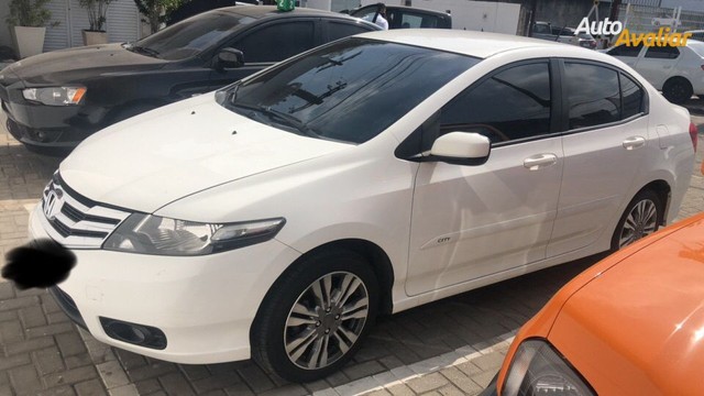 HONDA CITY 2014 AT SEM DETALHES
