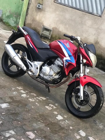 CB 300