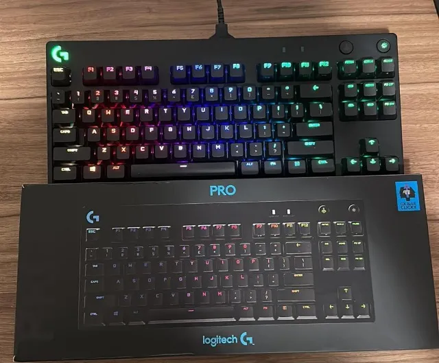 Teclado Gamer Logitech G Pro Gx Kda Usb KaBuM