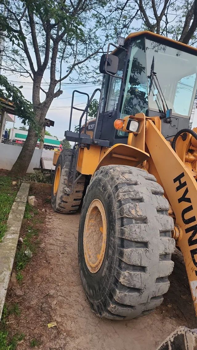 Pá carregadeira Hyundai 757-7 - Foto 5