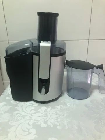 CENTRÍFUGA DE FRUTAS WALITA JUICER 220V RI1861