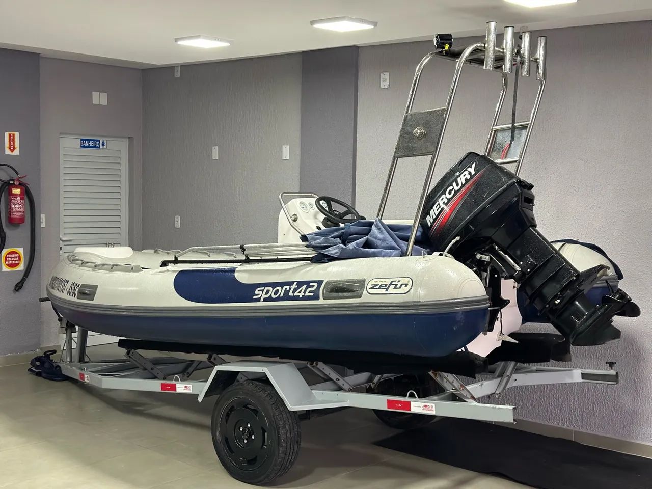 Lancha Inflável Zefir Sport42 2021 - 50hp mercury  - Foto 2