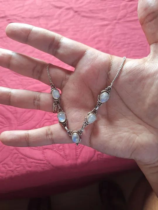 Colar prata com pedras de lua - Foto 2