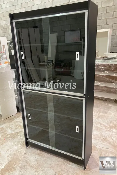 Estante Prateleiras Preto com Portas de Vidro - Direto da Fábrica