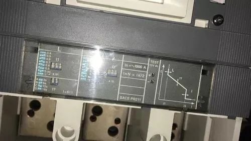 Disjuntor Abb - Sace S7h Caixa Moldada 1250 A - Foto 4
