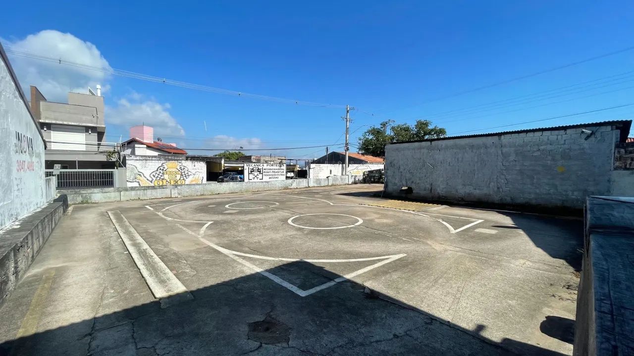 Terreno com 716,40 m² em Capoeiras - Á venda em Florianópolis - Foto 4