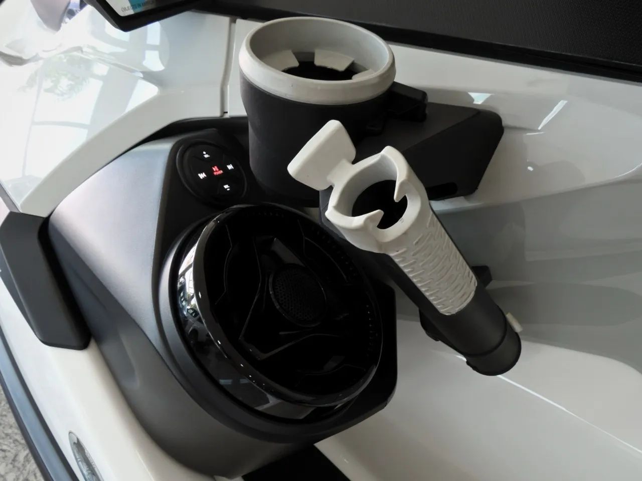 Fish Pro 170 - ano 2022 - Foto 11