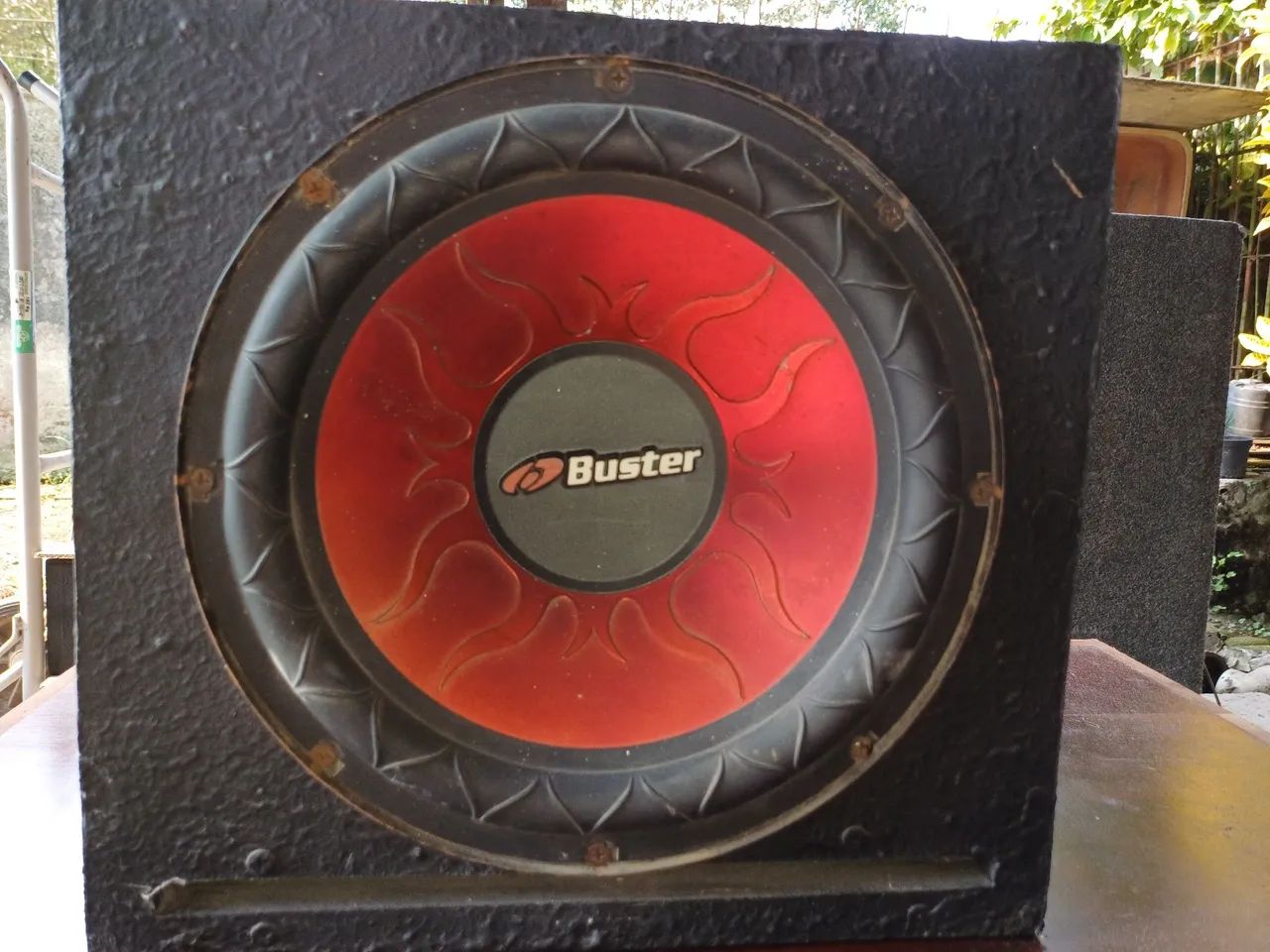 Caixa dutada Subwoofer 10"