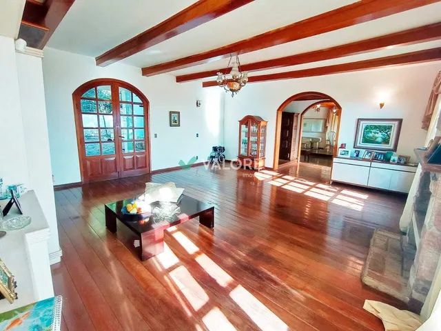 CASA 4 QUARTOS A VENDA NO BELVEDERE