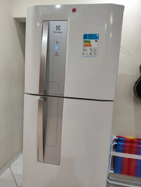 Geladeira duplex Eletrolux seminova - Foto 2
