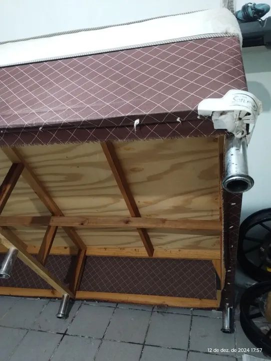 Cama Box de Casal em ótimo estado - Foto 5