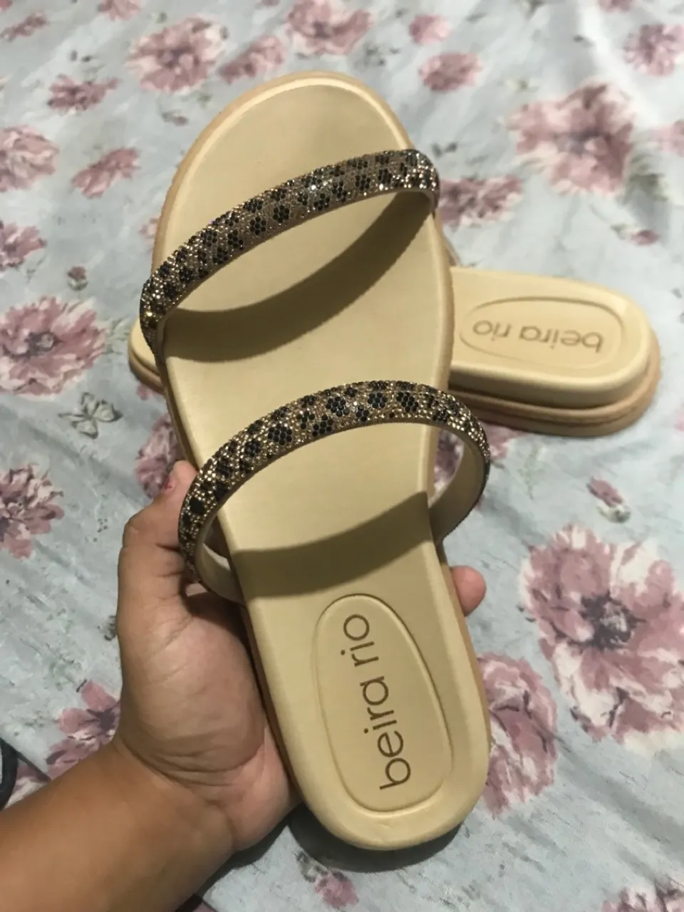 Sandália Feminina Beira Rio com Strass