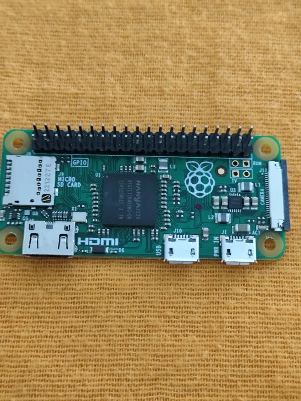 Raspberry Pi Zero W - Placa de Desenvolvimento