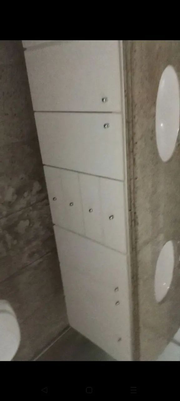 Countertop with complete cabinet/bathroom65578337307905122