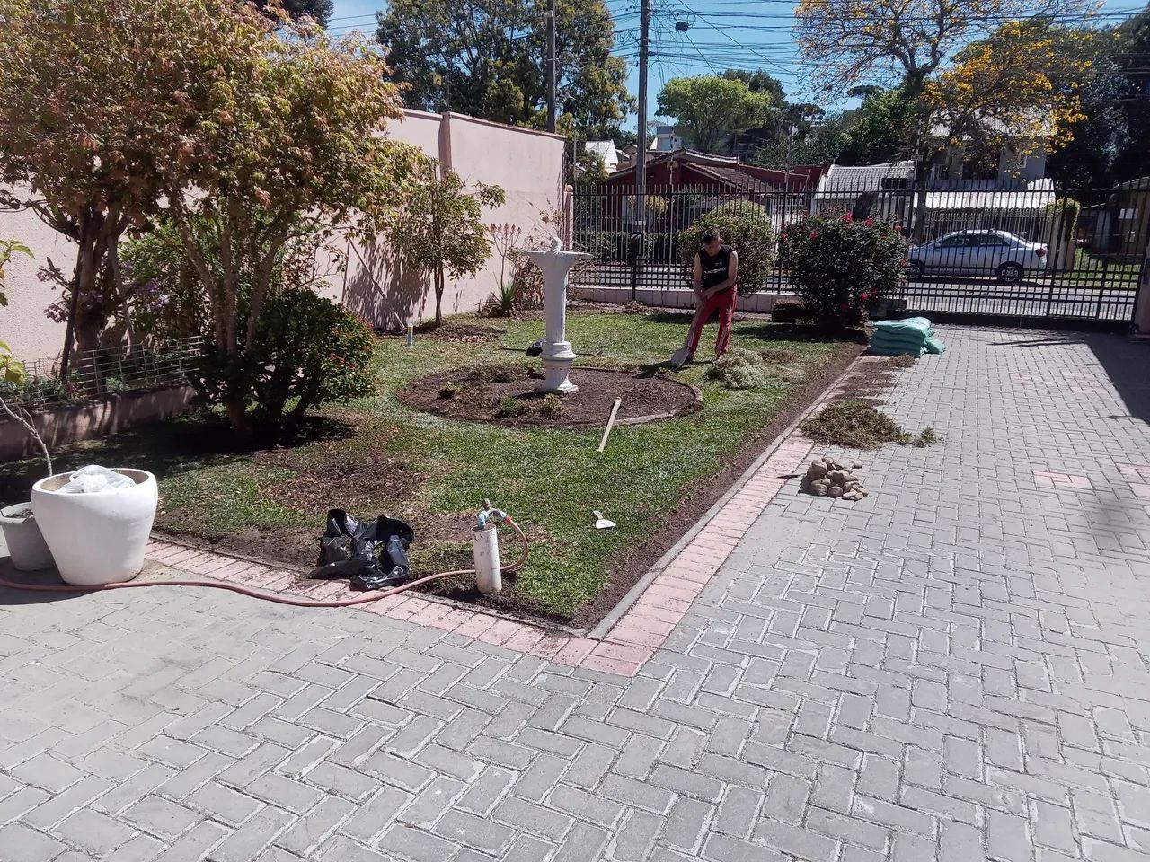 Jardinagens e pinturas em geral e pequenos reparos  - Foto 2