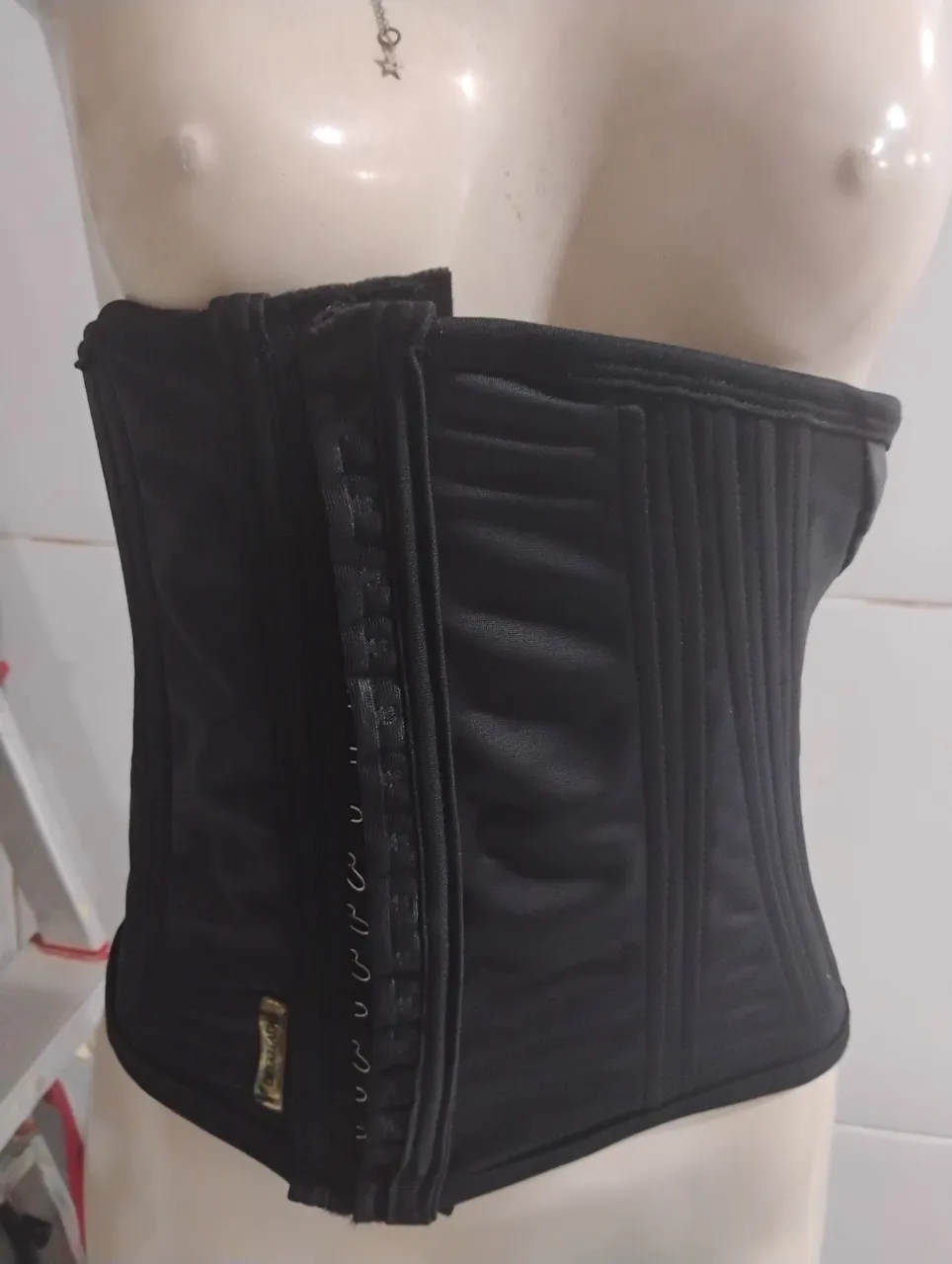Cinta Modeladora Esportiva - Reduza Medidas e Melhore a Postura!