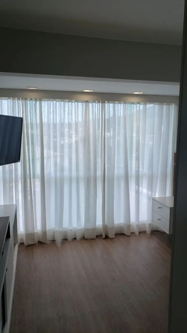 Cortinas e Persianas Elegantes - Foto 4