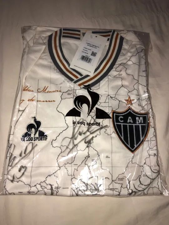 Camisa Oficial do Atlético Mineiro( autografada pelos jogadores ). - Foto 2