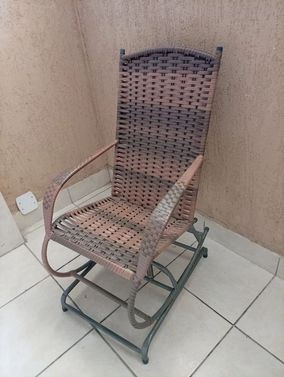 Selling rocking chairs64842071474305121