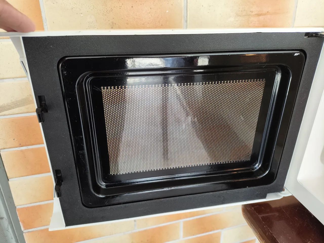 Microondas Electrolux,18 lts,110 volts, entrego e dou garantia  - Foto 5
