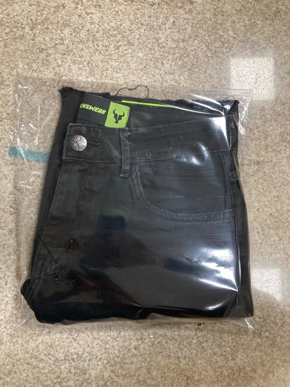 Bermuda Jeans Toro Preta - Foto 4