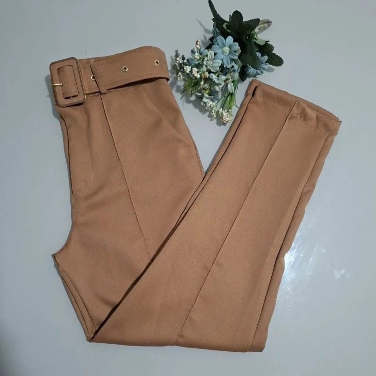 Calça Cargo Branca Wide Leg - Foto 4