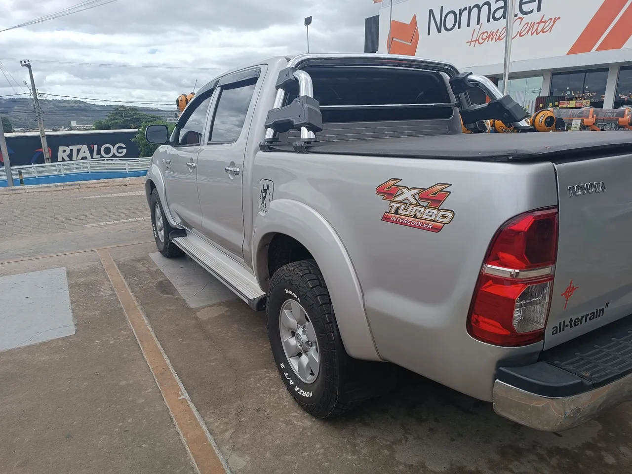 Hilux SRV Automática 