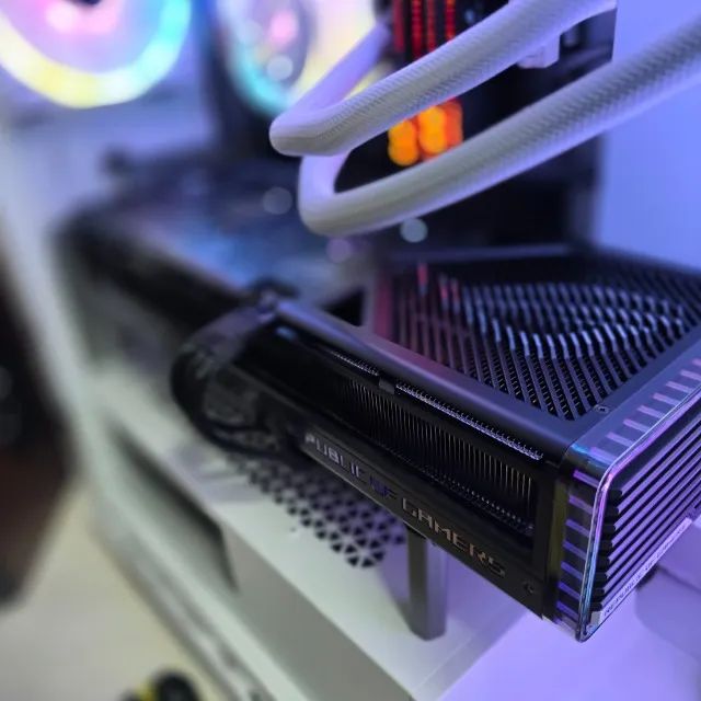 ASUS ROG Strix GeForce RTX 4080 SUPER 16GB - Foto 2