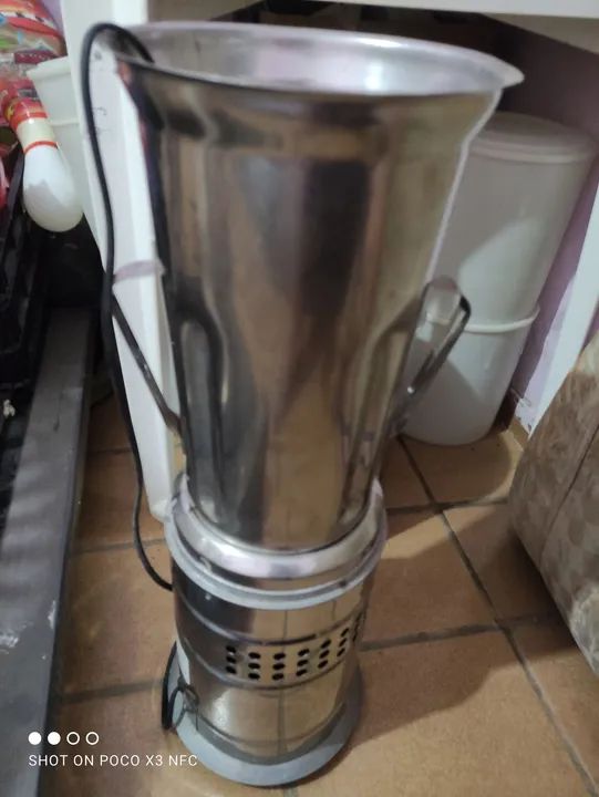 Liquidificador em Aço Inoxidável 10 litros  - Foto 4