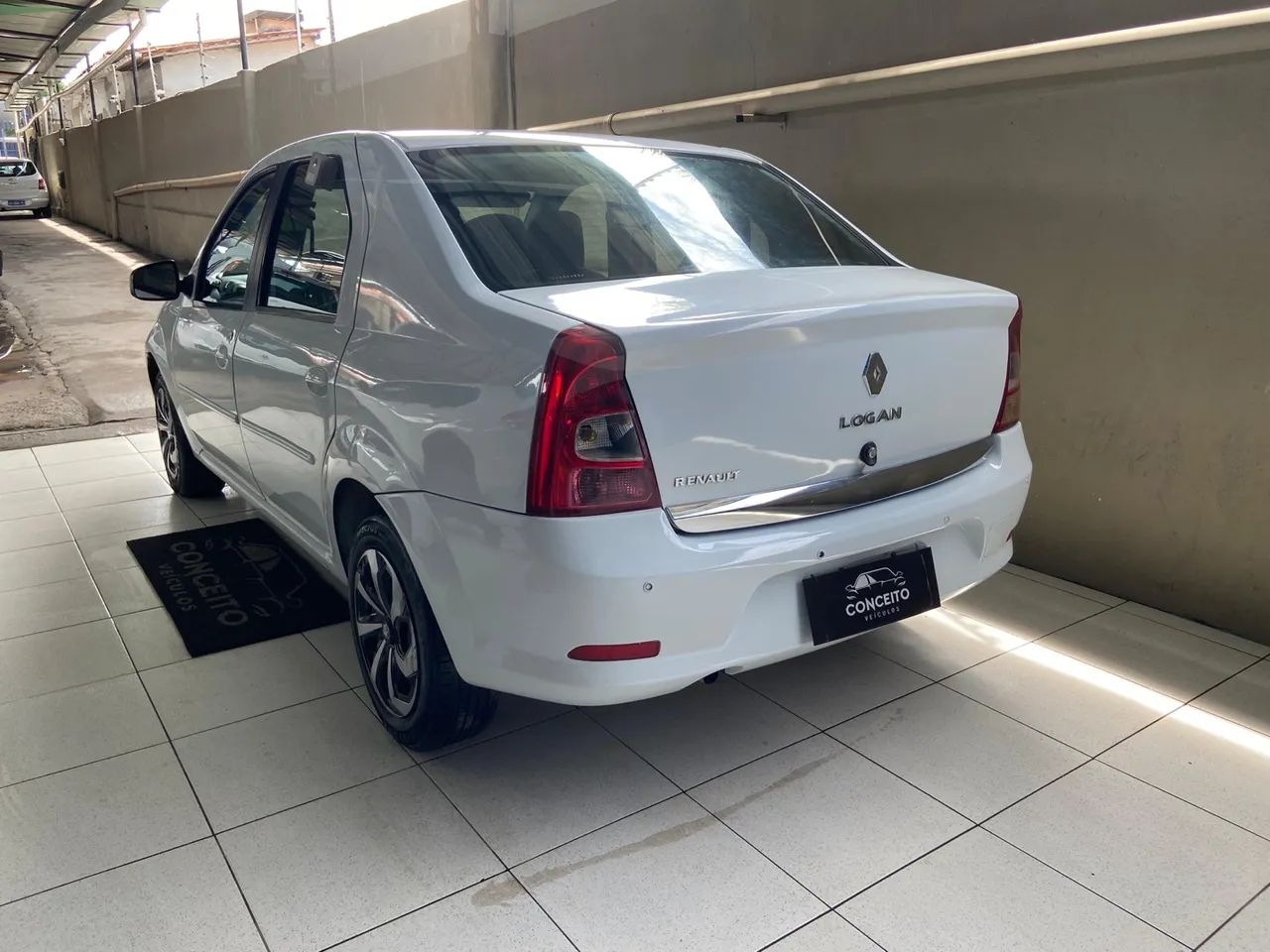Renault Logan Expres./exp. UP Hi-flex 1.0 16V 4P 2013 - Foto 3