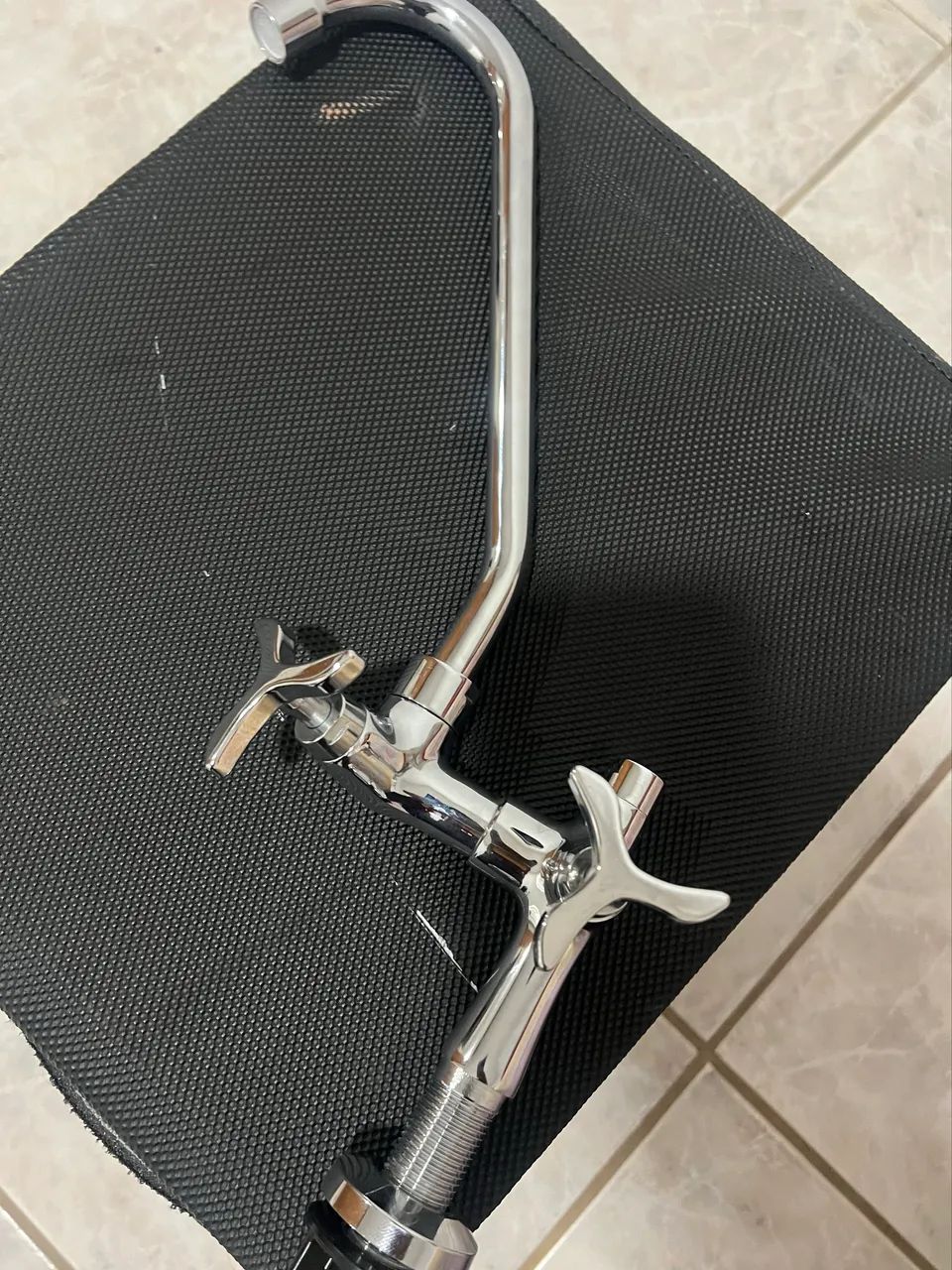 Torneira 64842056780289121