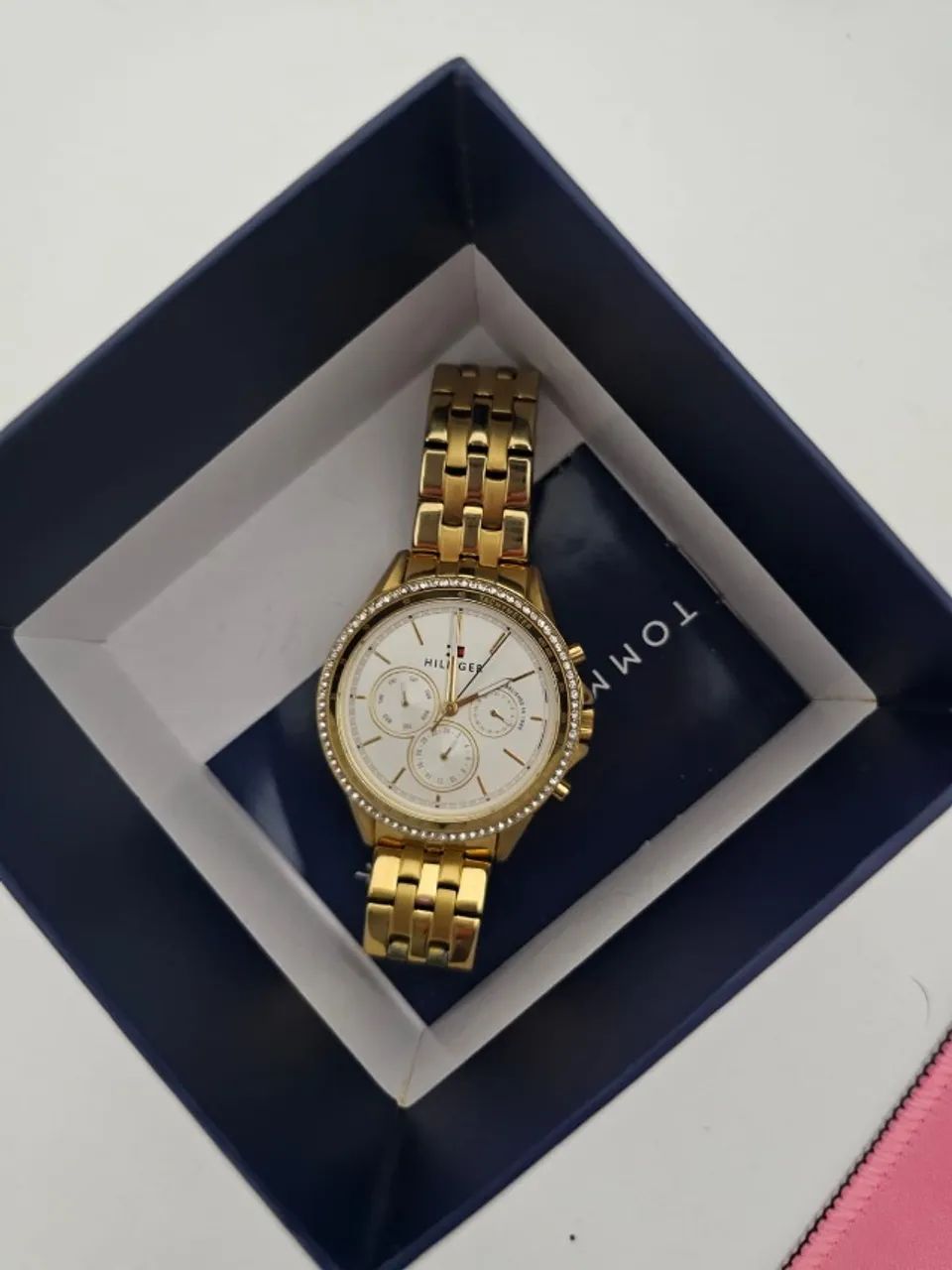 Relógio Feminino Tommy Hilfiger Gold Swarovski - usado 1x - Foto 2
