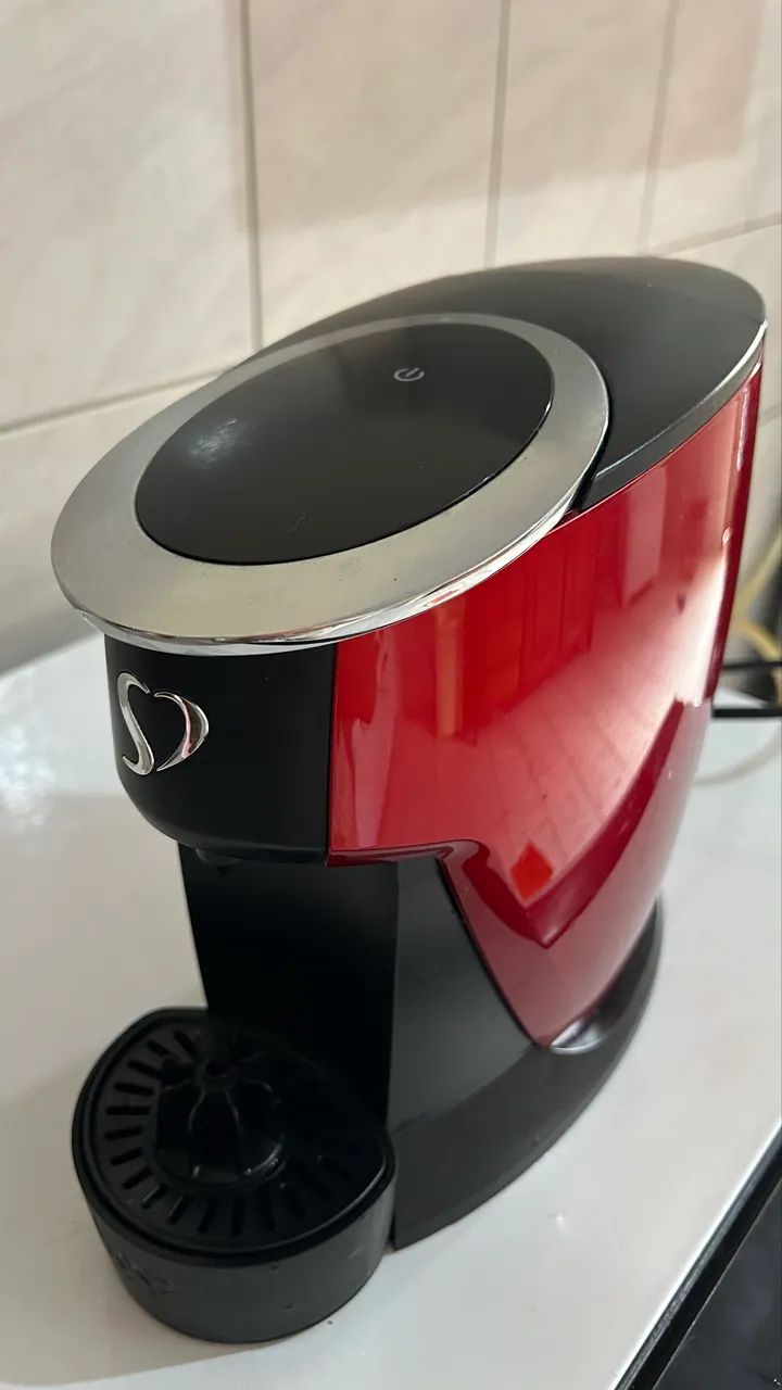 Cafeteira 3 corações Touch - semi-nova 