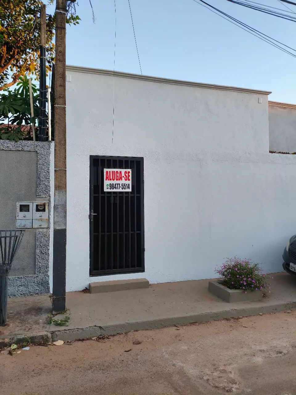 Aluguel sala comercial na 1006 Sul.