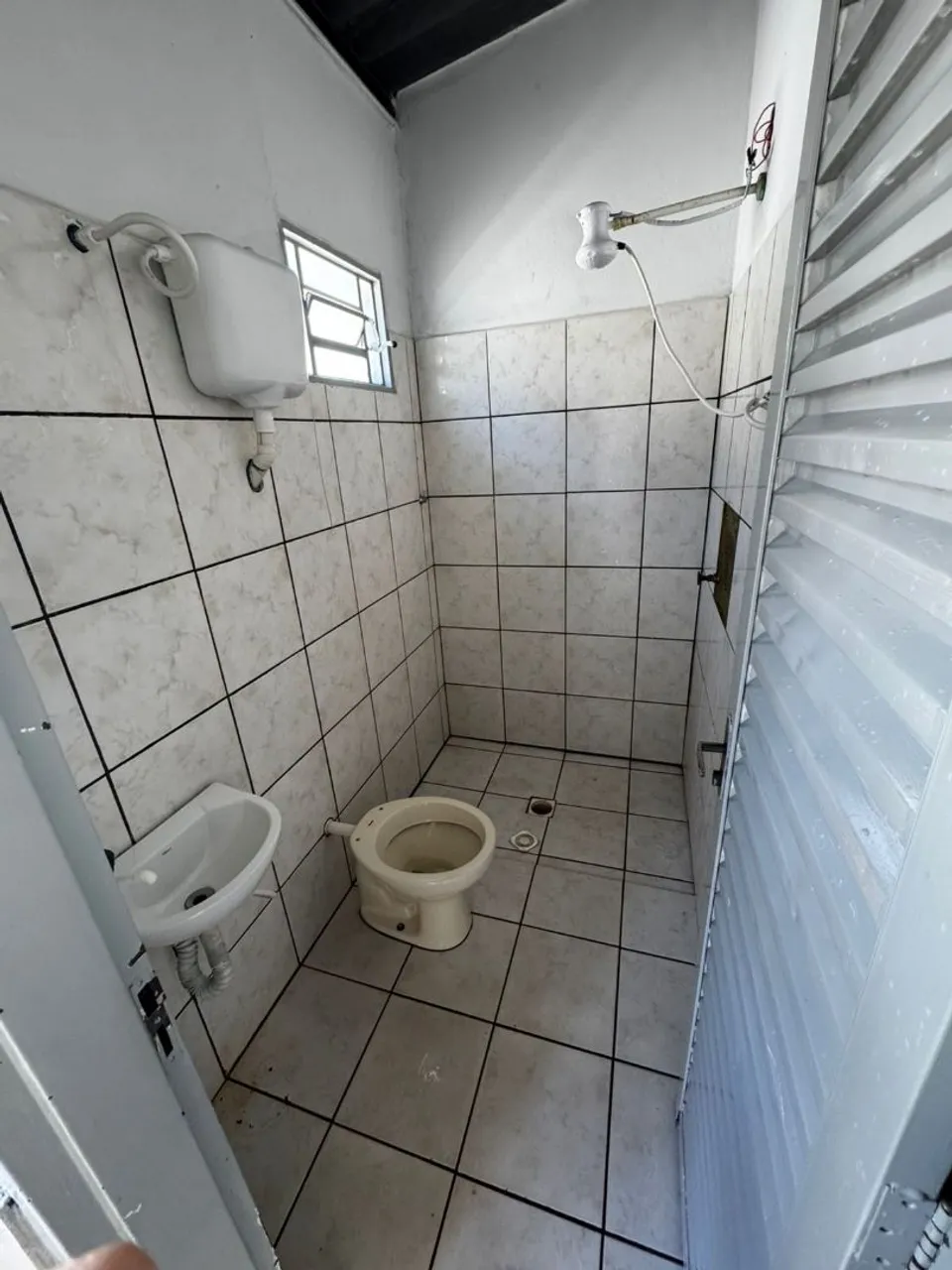 Alugo kitnet p/ casal sem filhos