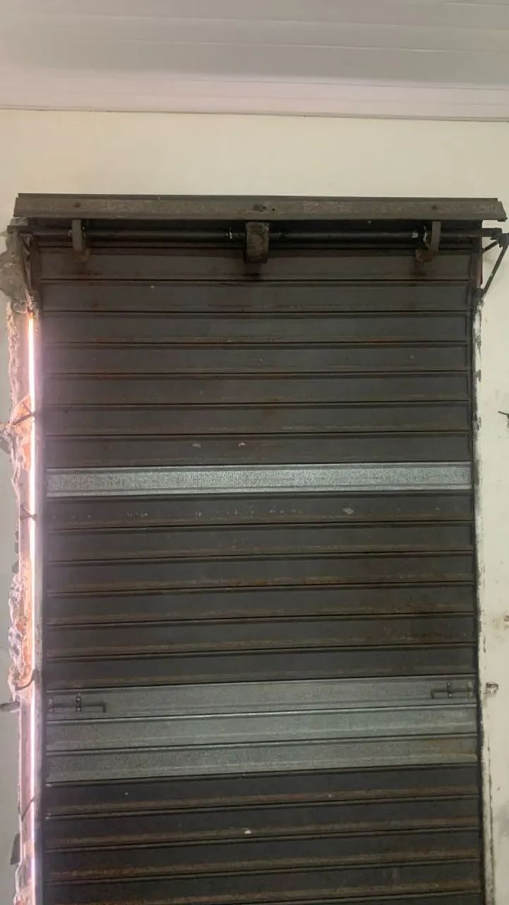 Porta de rolo com grade whats *. - Foto 3
