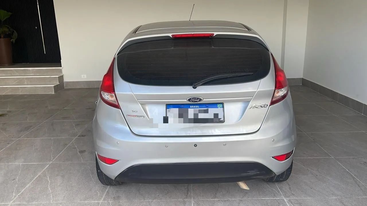 Ford Fiesta 1.6 5P AT - Foto 2