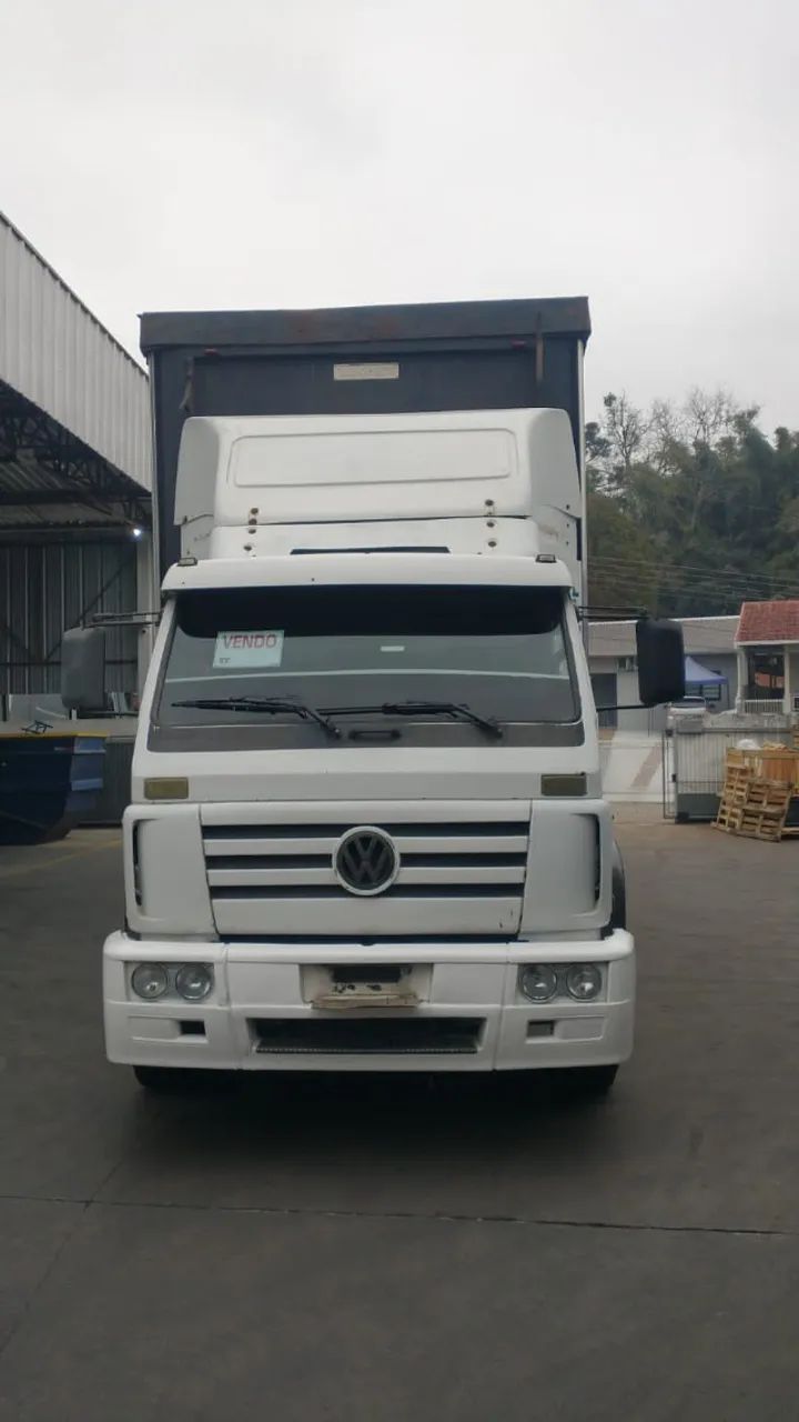 Caminhão VW 17-210