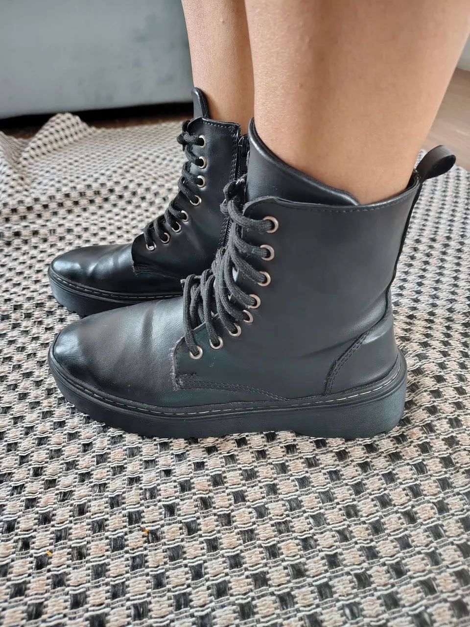 Botas Coturno Femininas - Novas