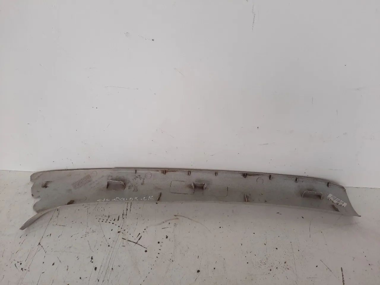 Acabamento Moldura Coluna Fiat Strada 1.4 2008  - Foto 2
