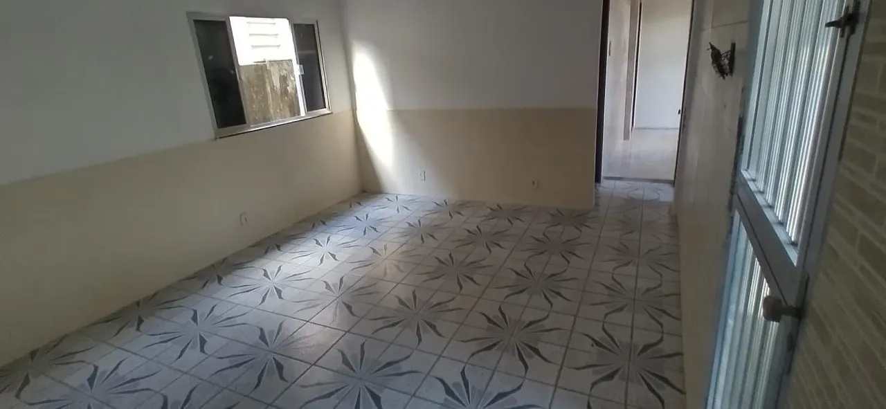 Vendo excelente casal térrea de 2 quartos em Marechal Hermes