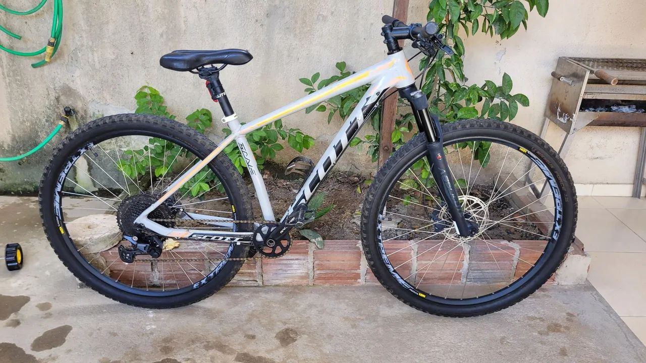 Bicicleta aro 29 Scott Scale 965 - Foto 2