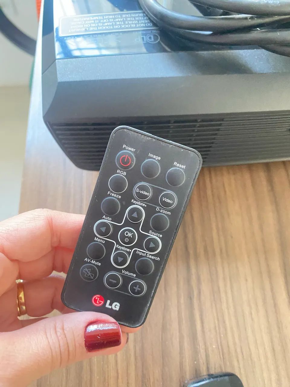 Projetor LG 63824115797121122