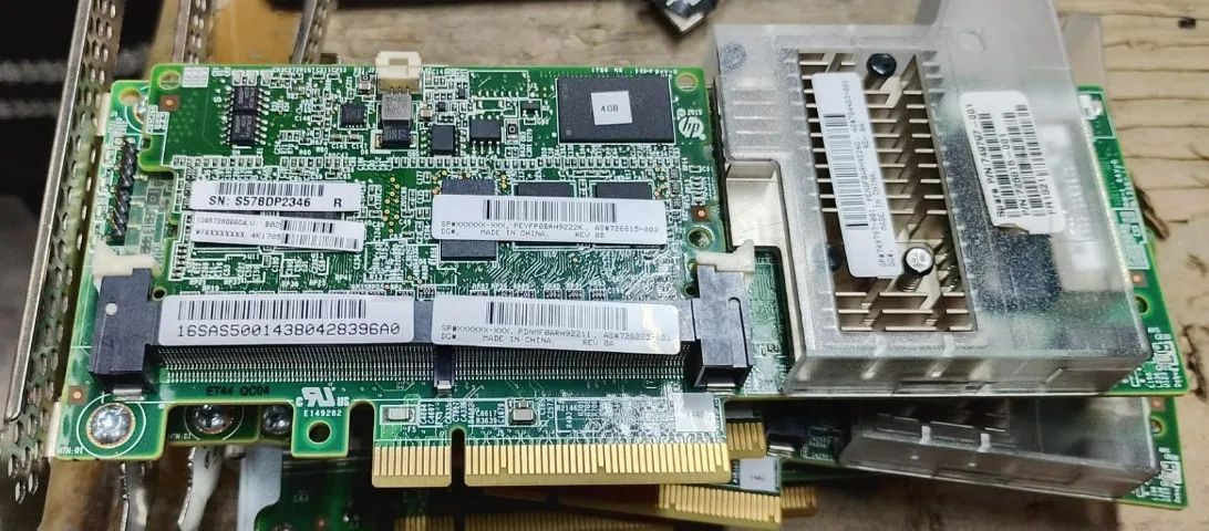 Controladora Hp P440 4g cache SAS 12GB G9