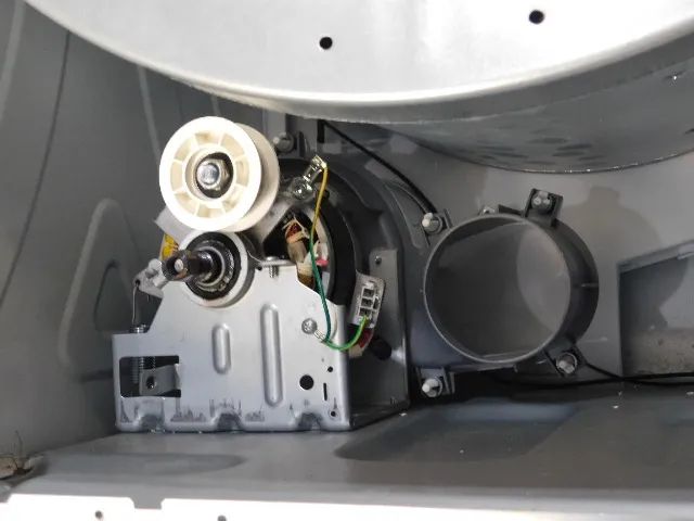 Secadora de Roupa 127V Midea - MD100A112 (Retirada de Peça) - Foto 6