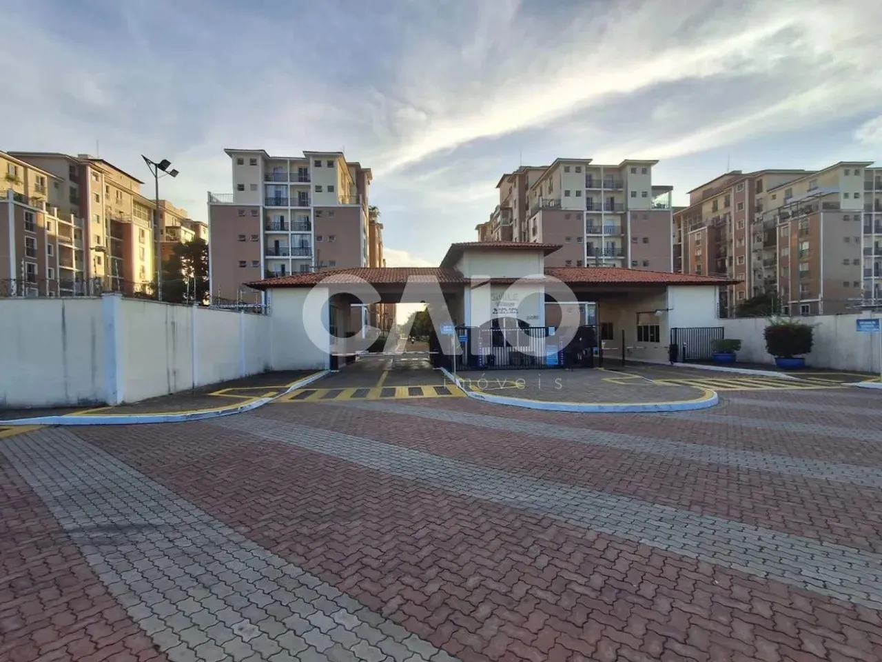 Apartamento no condomínio Smile Mor Gouveia