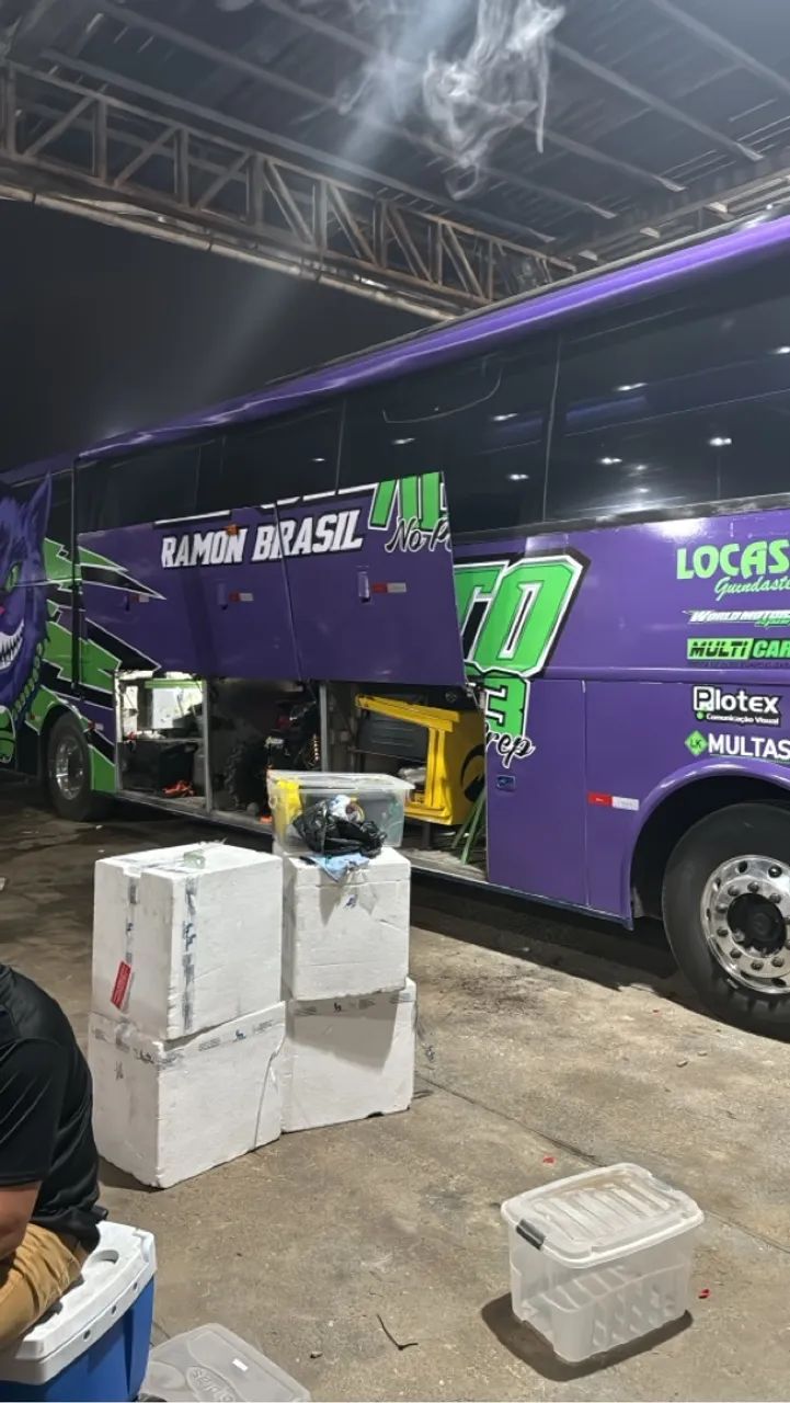 Vendo ônibus motorhome 