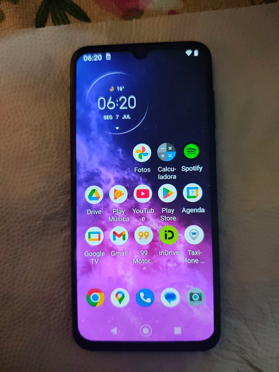 Moto One zoom